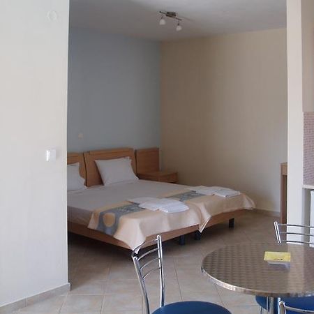 Nautilus Apartments Lesbos Island 外观 照片