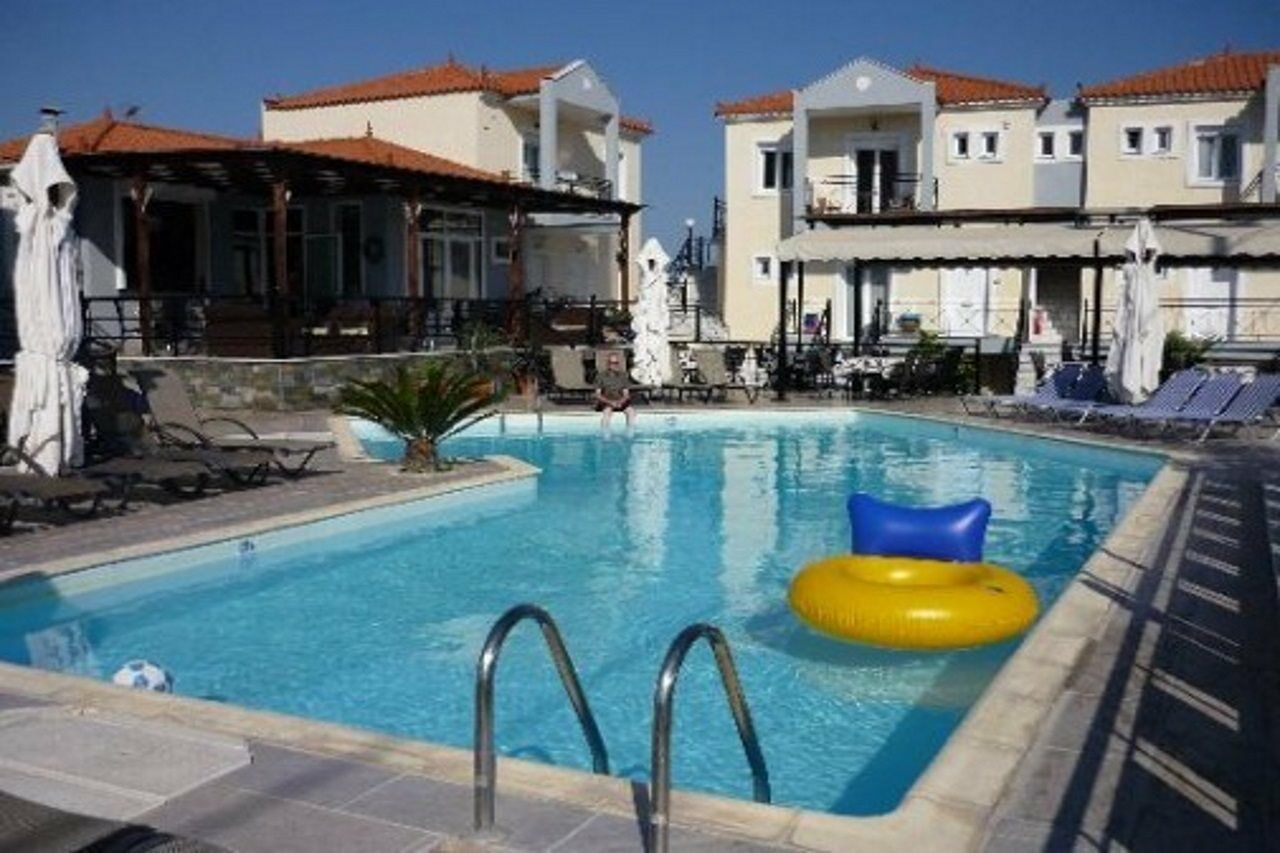 Nautilus Apartments Lesbos Island 外观 照片
