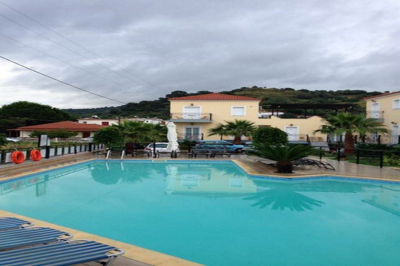 Nautilus Apartments Lesbos Island 外观 照片